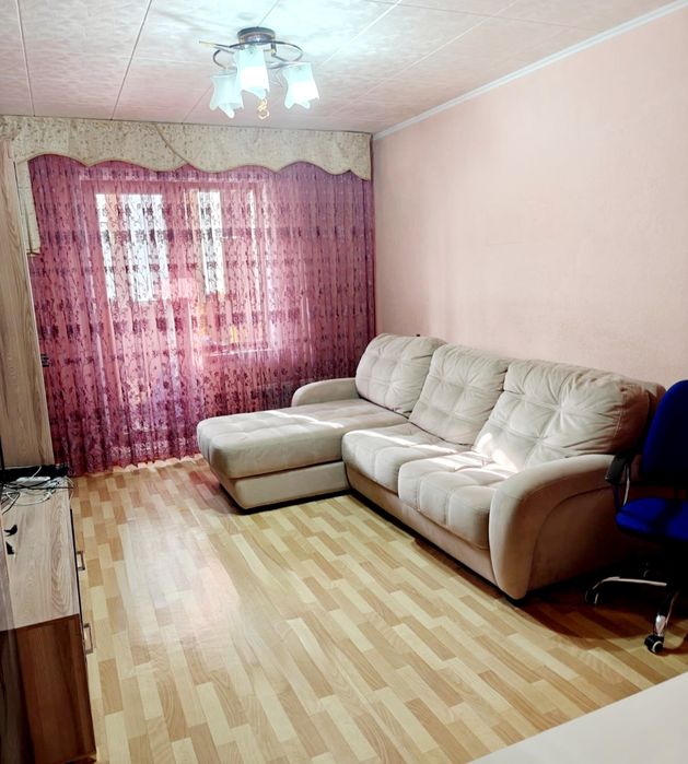 продам 2-х ком. 54кв. 3мкр. 4-этаж
