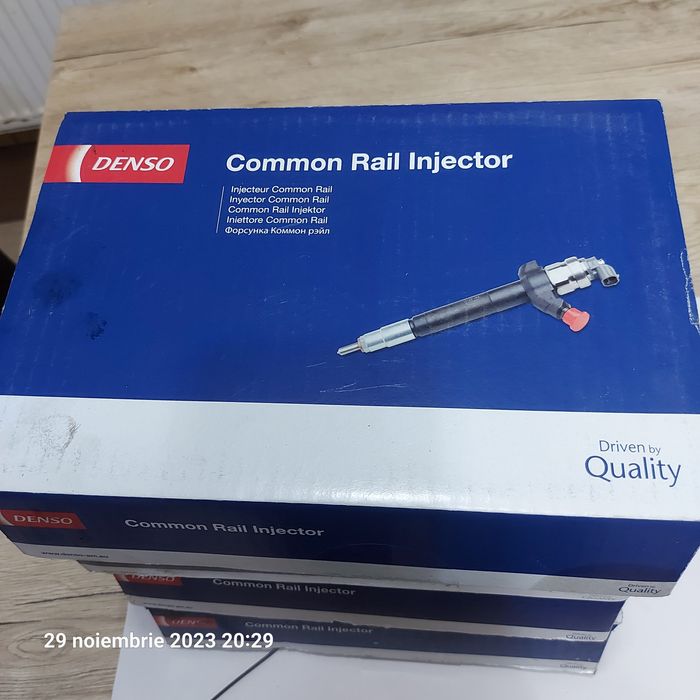 Vând injectoare și ax came Mazda cx5