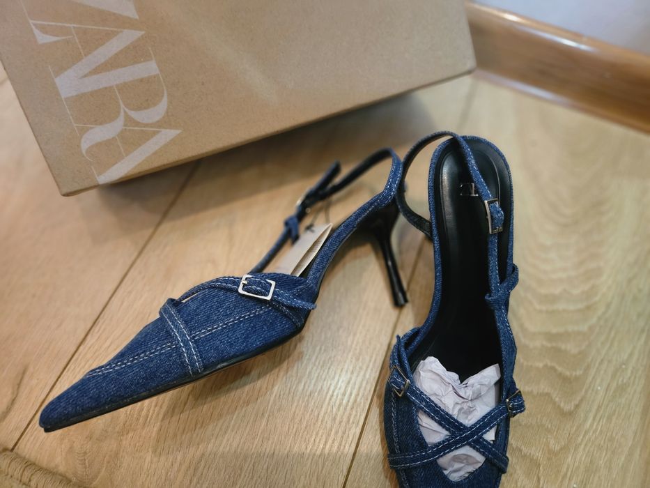 Трендовые туфли ZARA