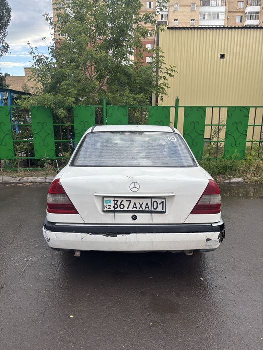 Мерседес с180 w 202