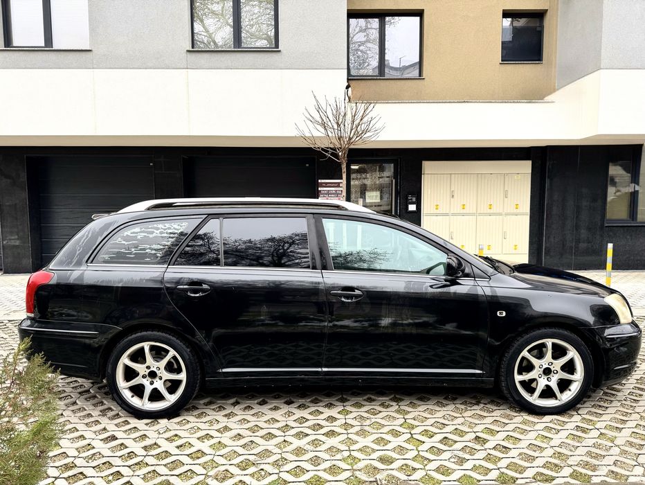 Продавам Toyota 2.2 D-4D, 2005 г.