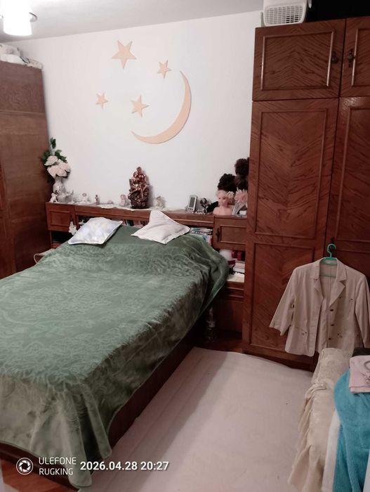 Proprietar, vand apartament cu 4 camere