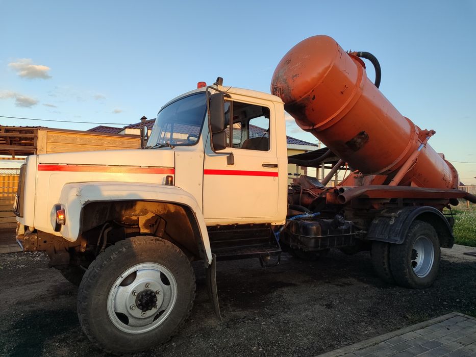 Продам Ассенизатор Илосос