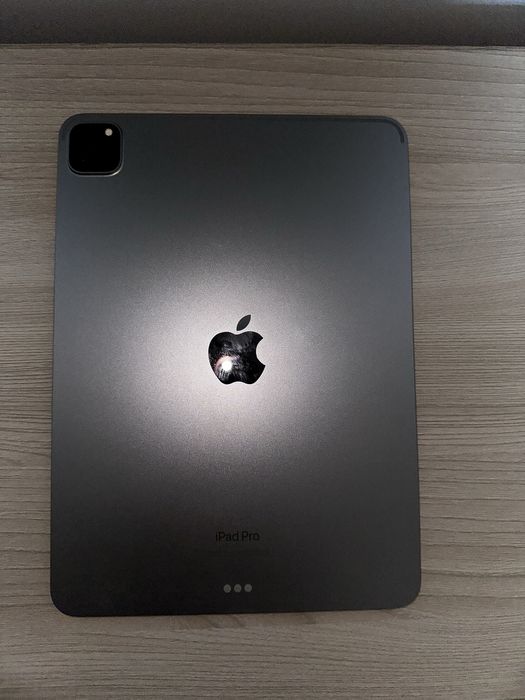 Продам Ipad pro 11 , Apple pencil 2nd generation