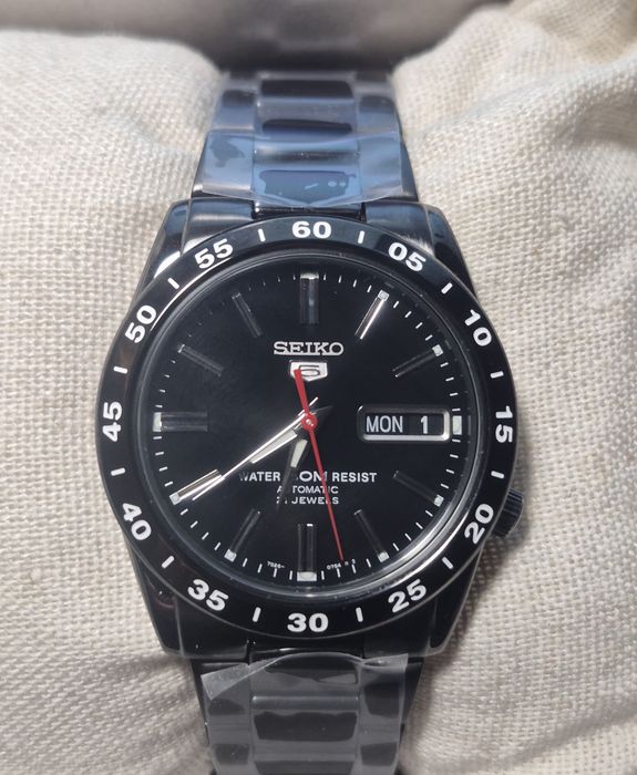 Наручные часы Seiko SNKE03K1