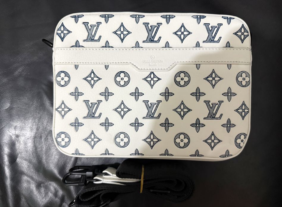 Louis Vuitton мъжка чанта