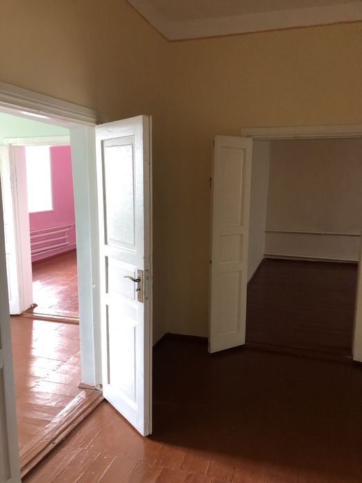 Ховли Уй сотилади