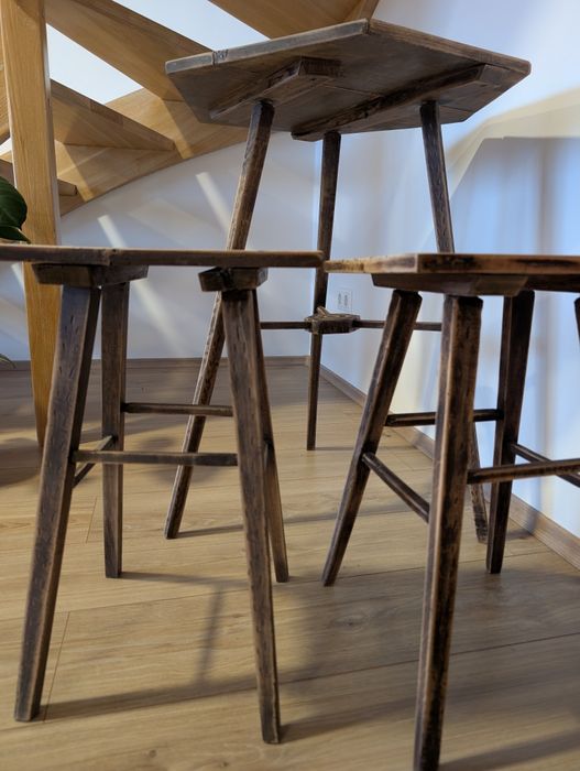 Set vechi masă și scaune Transilvania