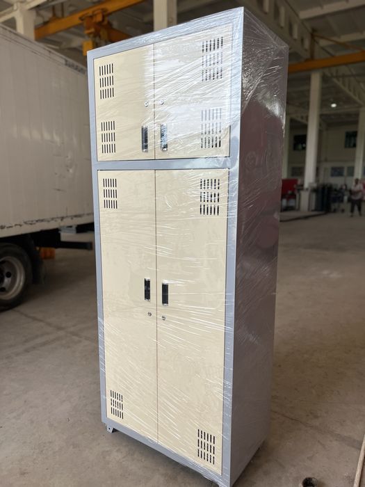 Металлический шкаф