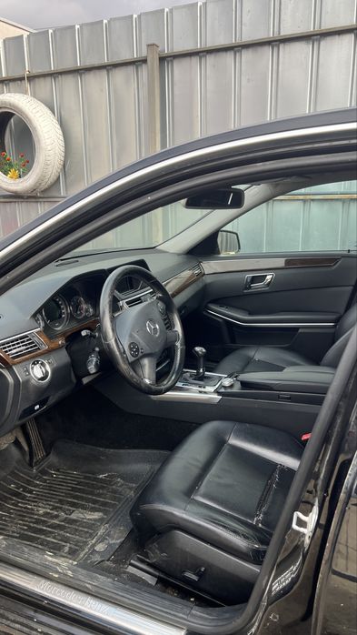 Mercedes E class 200 2010