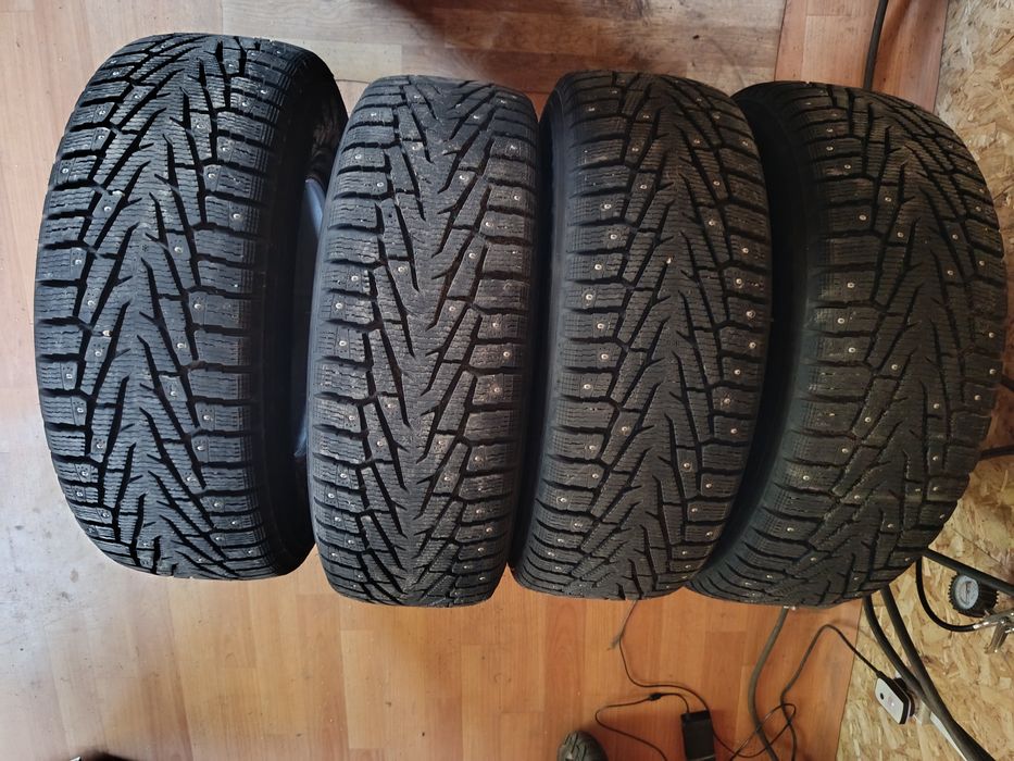 Nokian 7 265 70 R17