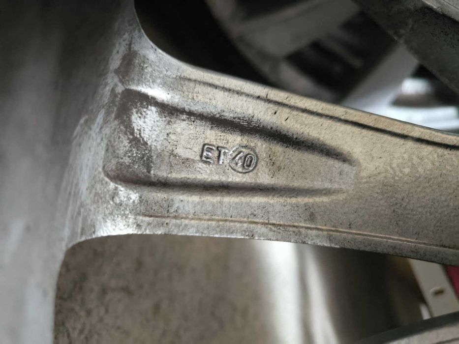 Джанти с гуми Rial 19 5x112 ET40 8.5J