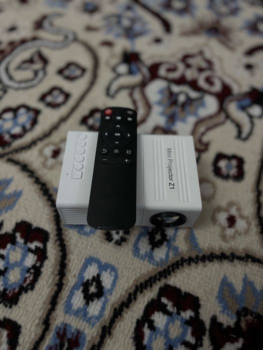 XBOX ONE S и Проектор и Вентелятор