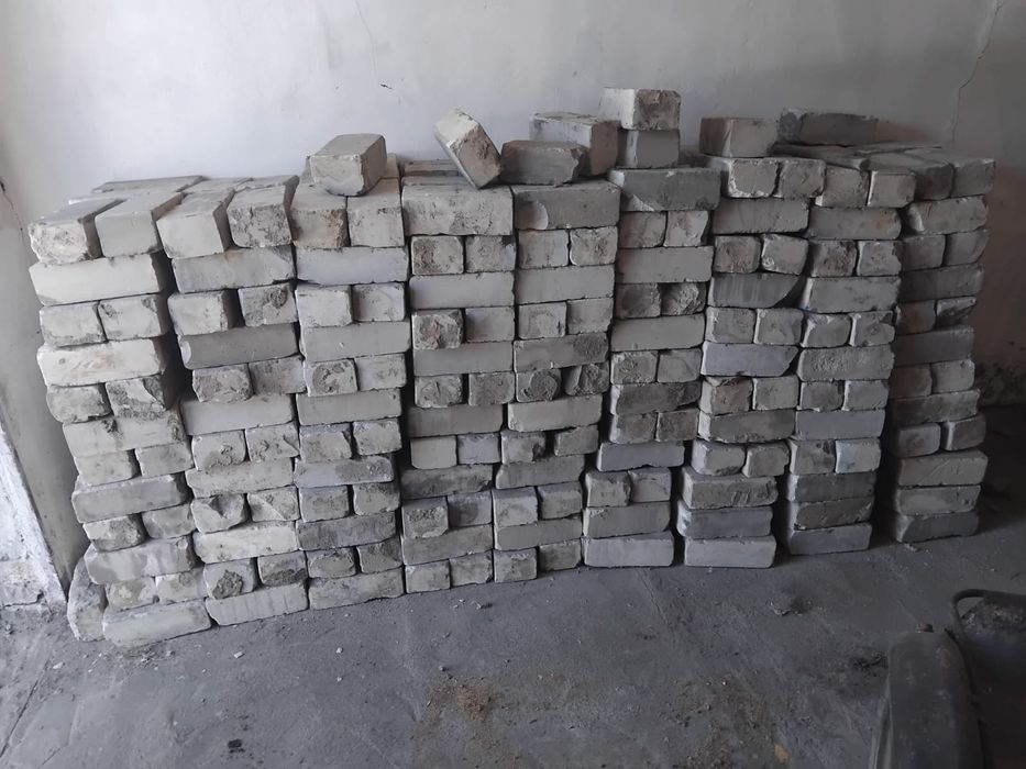 Продам силикатный кирпич б/у