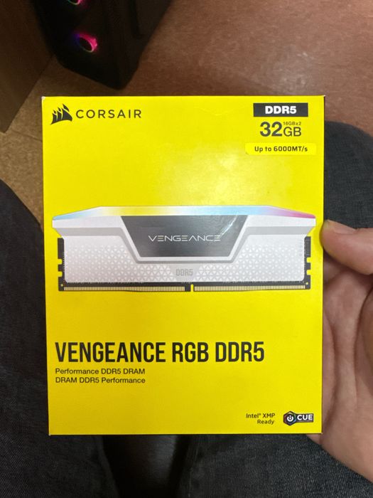 Оперативная память Corsair Vengeance RGB DDR5 32GB (2×16GB) 6000MHz