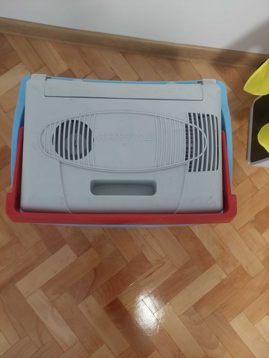 Електрическа хладилна чанта GIO STYLE (12V)