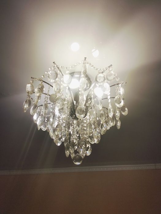 Люстра для гостиной