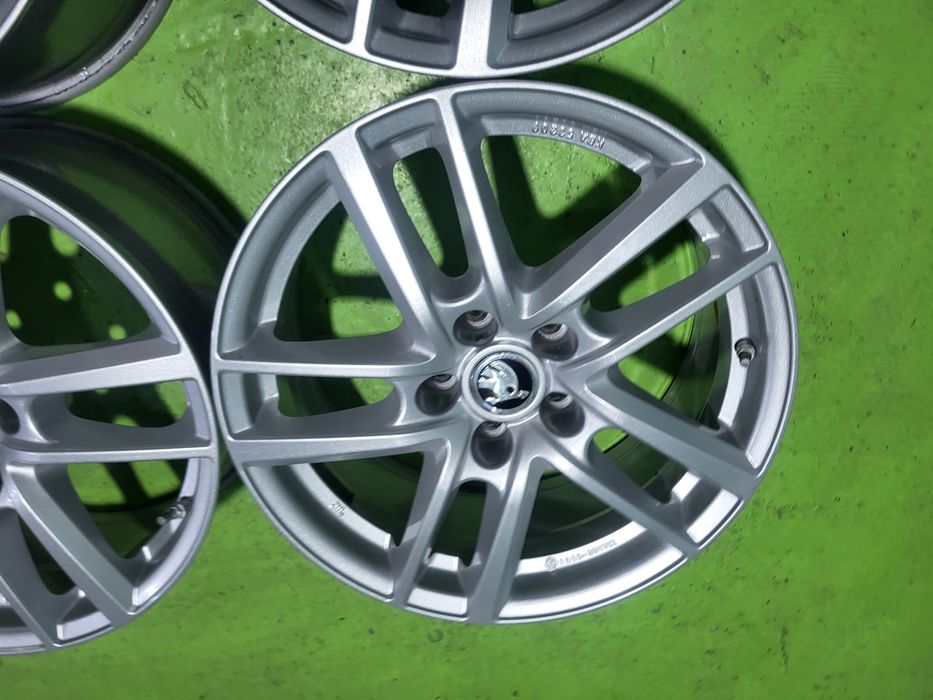 17 5x112 Skoda лети джанти 5х112 шкода