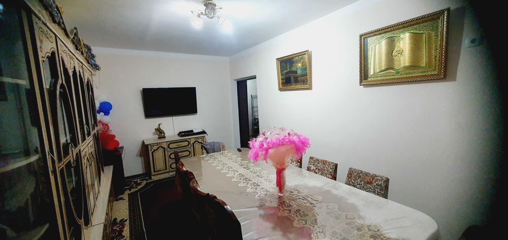 Sotiladi! Kvartira 3 xonali!