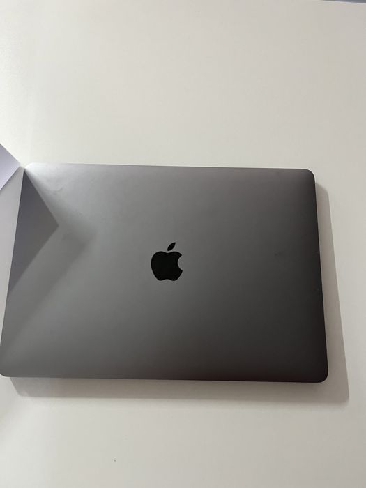 Apple MacBook Air 13 retina m1 256 space gray