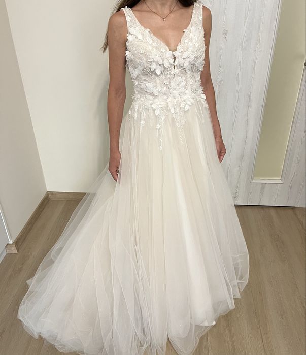 Бутикова Сватбена Рокля + Воал