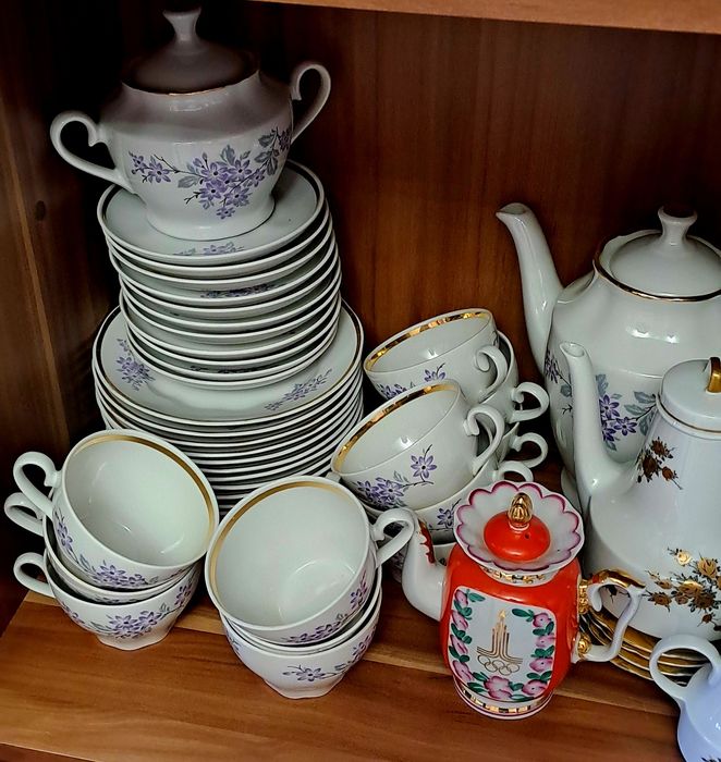 Продам сервизы времен СССР