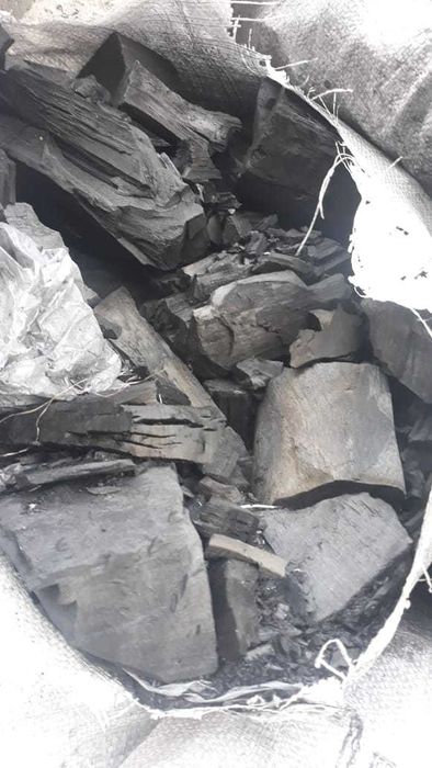 Уголь древесный в мешках