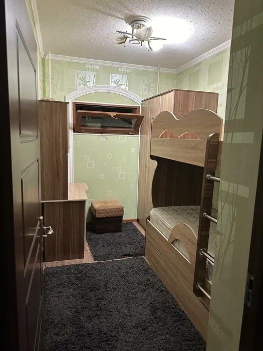 Юнусабад 18. 2/3/4. Кирпич.