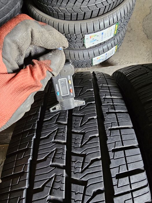 2 anvelope allseason 225 70 15C Continental  2021