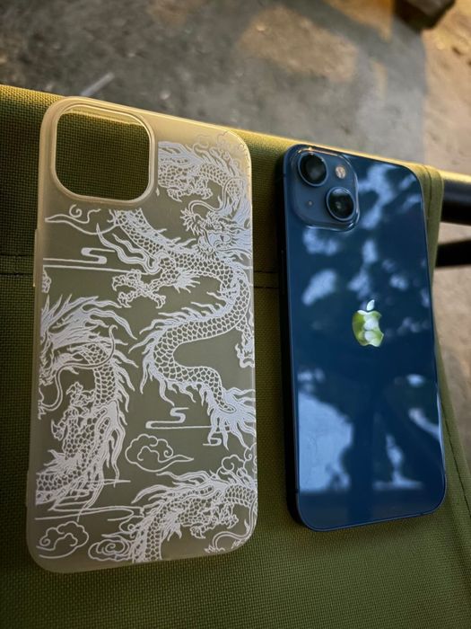 Продавам iPhone 13
