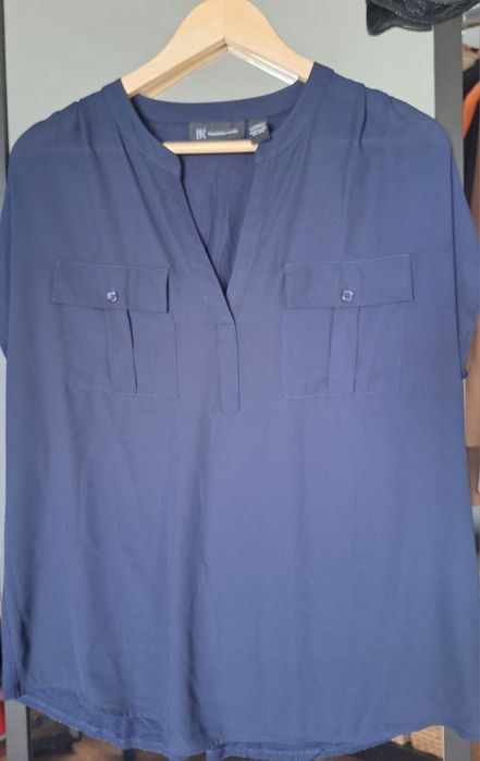 Vând bluză damă, subțire, fără mâneci, mărimea XL (44-46)