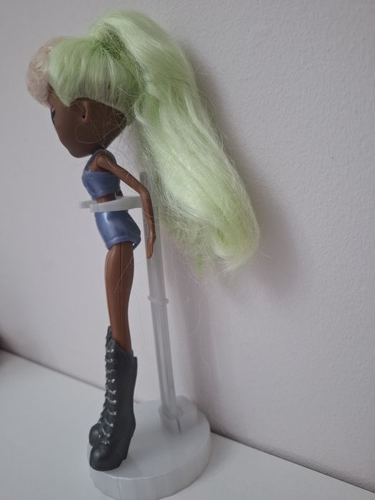 Кукла в хорошем состоянии