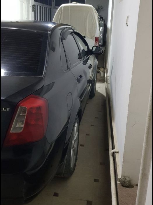 LACETTI 1.8 сотилади идялни  хаммажойи