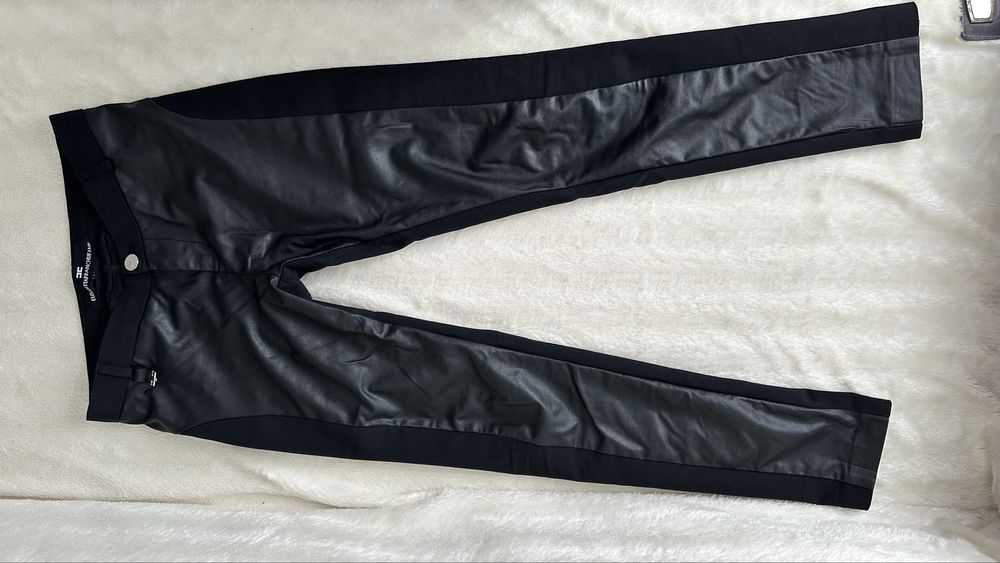 Женские джинсы брюки