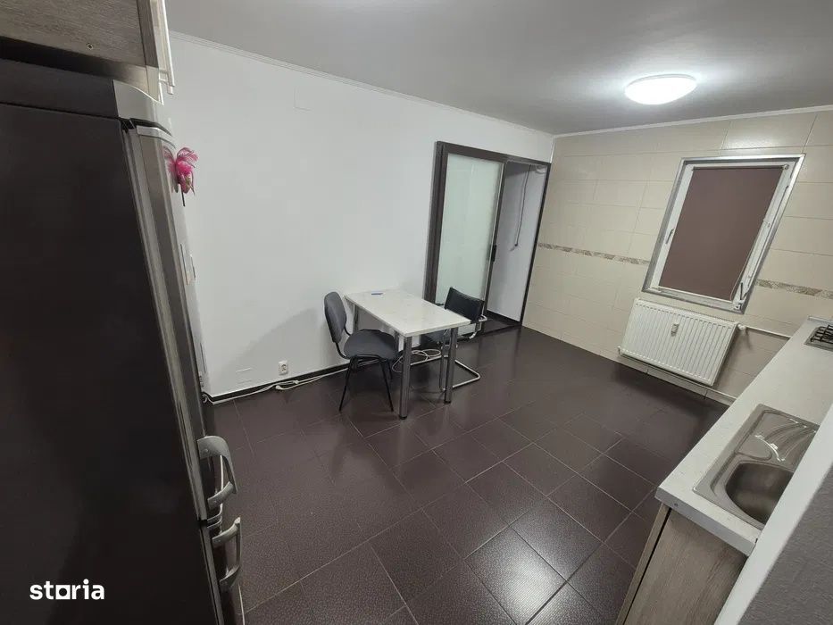 Apartament 2 camere /Piata Gorjului/ metrou 5'