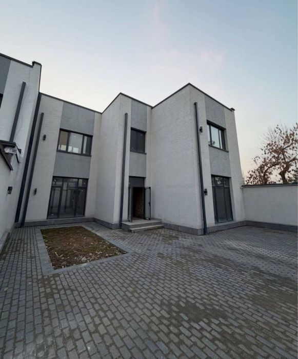 Продается   Коттедж Алфраганус 5 спальных