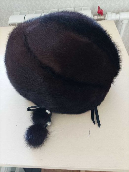 Продам шапку норковую