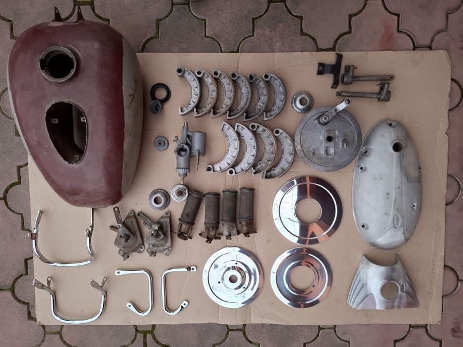 Vând piese Jawa / CZ 250,350,125,175