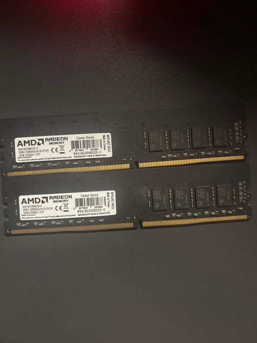 Оперативная память AMD Radeon 32Гб (2х 16)