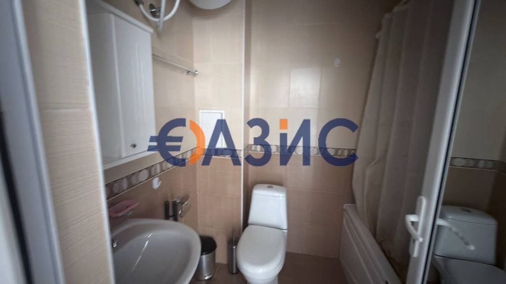 Продава се Двустаен апартамент в к.к. Слънчев бряг - 60 кв.м за 1334 €/кв.м - Снимка #9