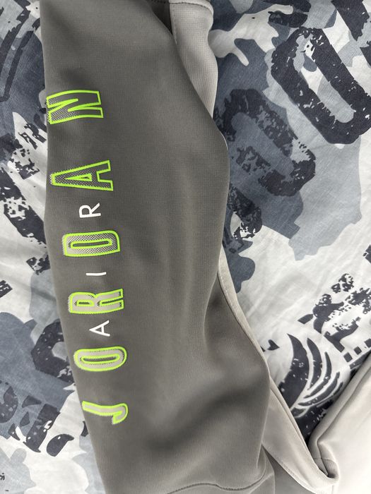 Vand hanorac gri jordan