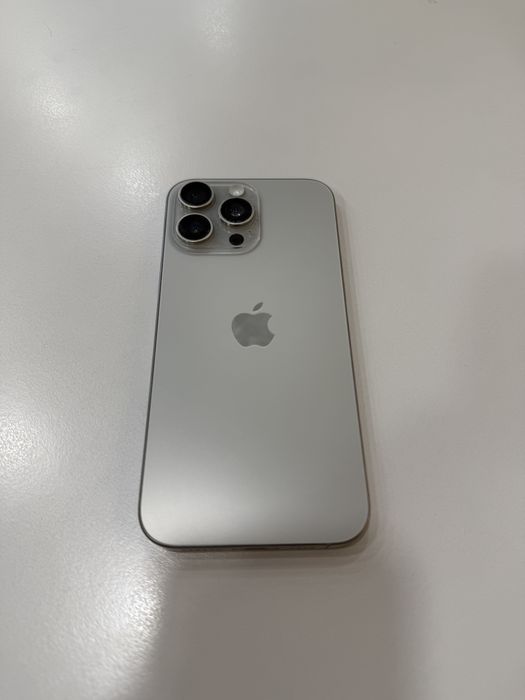 Iphone 16 Pro Max, 256GB, fara zgarieturi