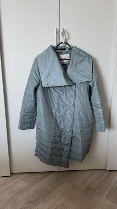 Продам женскую куртку