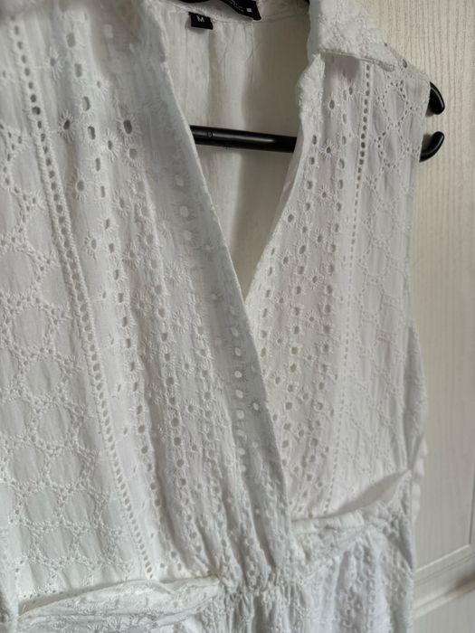 Платье шитье белое