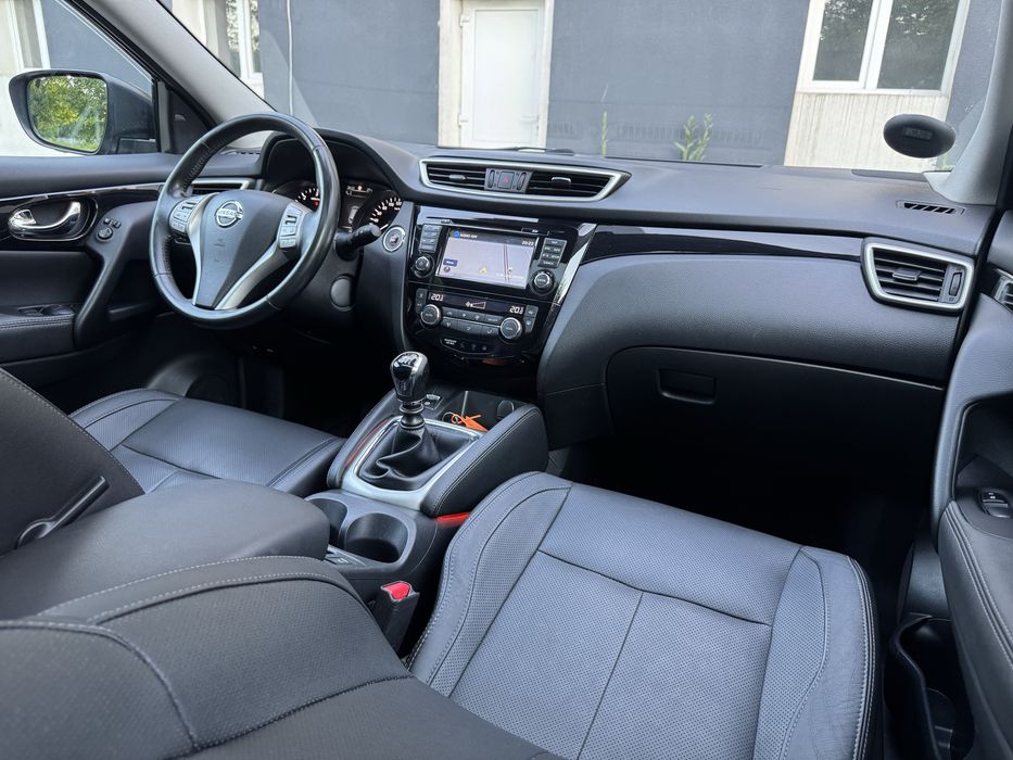 Nissan Qashqai - Tekna, 1.5 Dci,  110 cp,  Pano- Navi- Xenon- Led - Camera 360