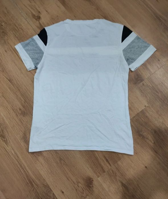 Tricou dama Guess mărimea M