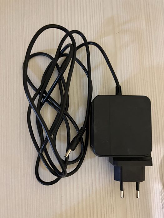 Продам Ноутбук CASTOM