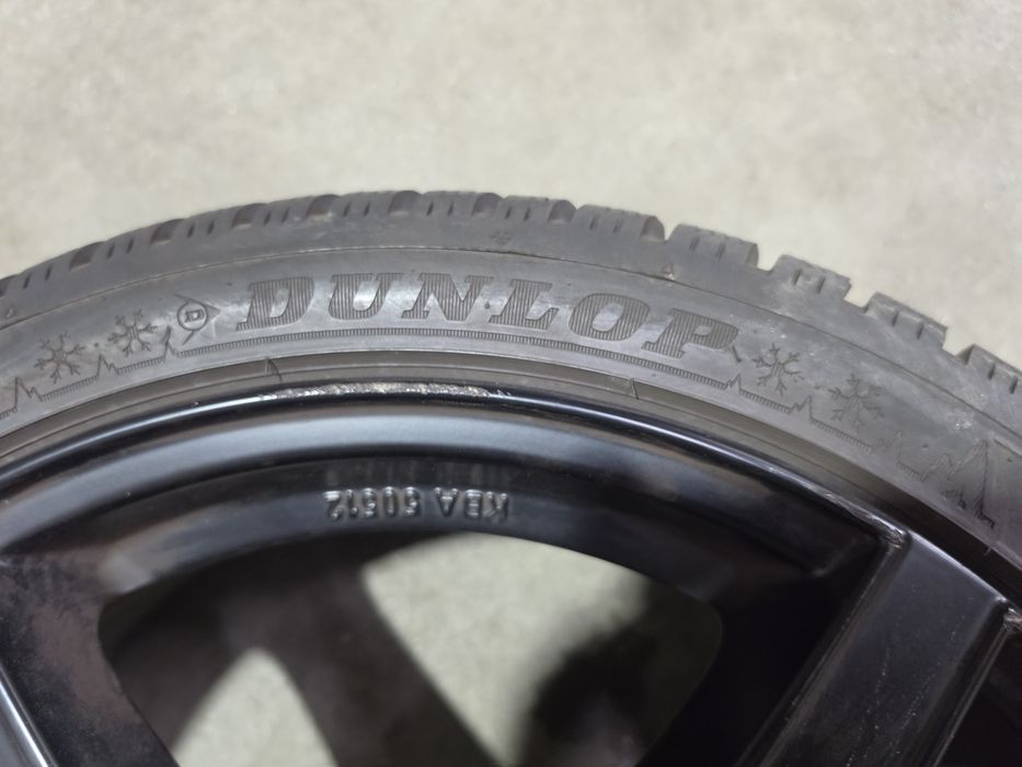 2бр. 225/40/18 гуми Dunlop Winter Sport 5 225 40 18 зимни