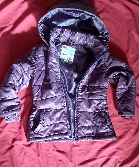 Детски зимни якета с качулки.