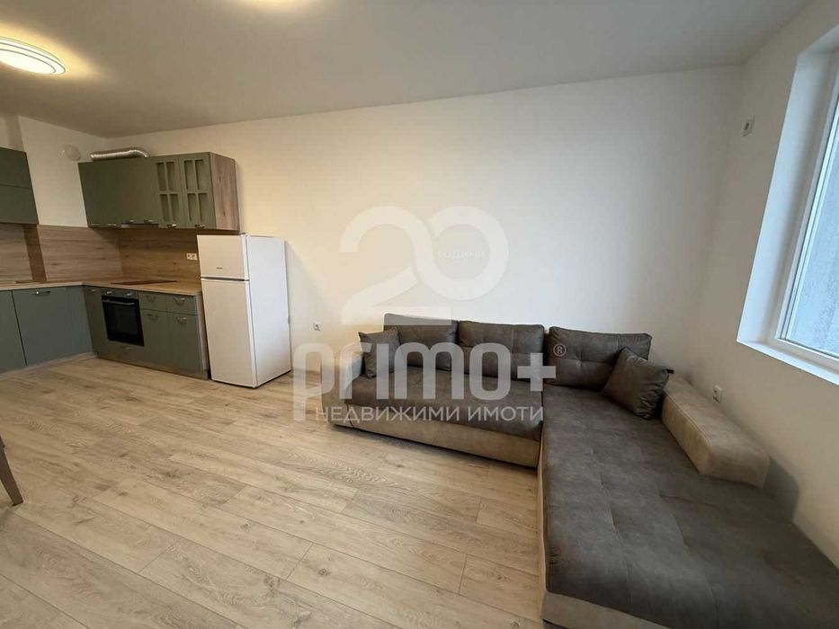 Дава се под наем Тристаен апартамент в Велико Търново, Колю Фичето - 90 кв.м за 459 € - Снимка #3